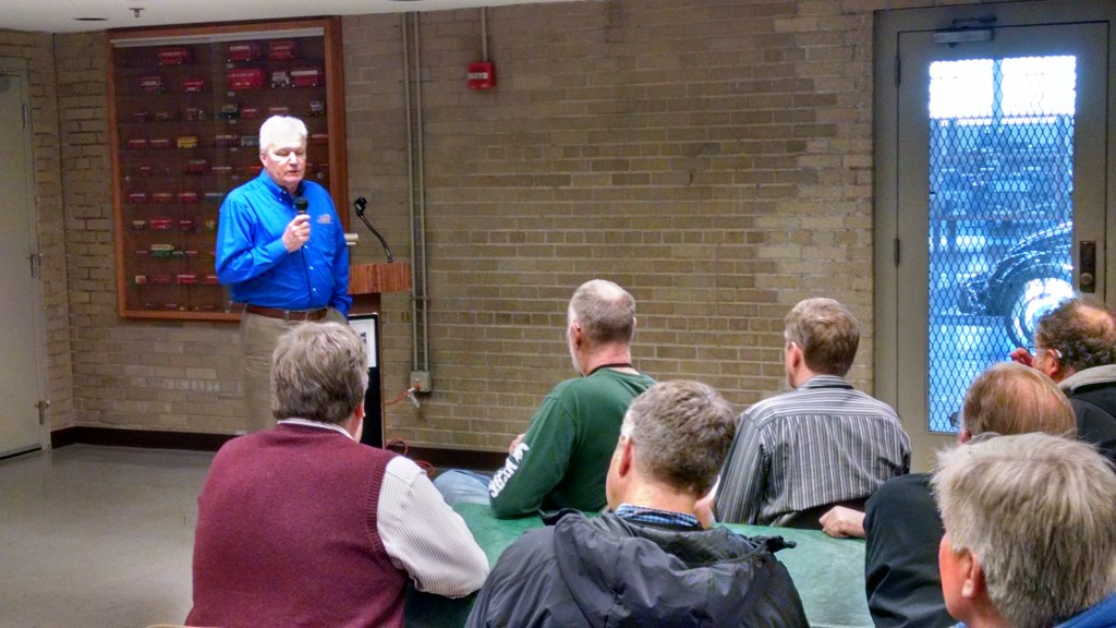 The Atlanta Concours d'Elegance giving a presentation at the Lane Museum